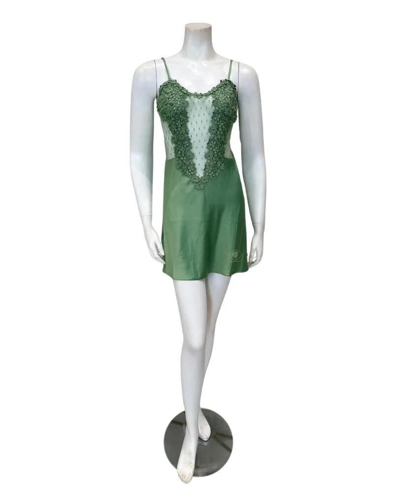 Flora Nikrooz Forest Green Showstopper Chemise & Robe Set