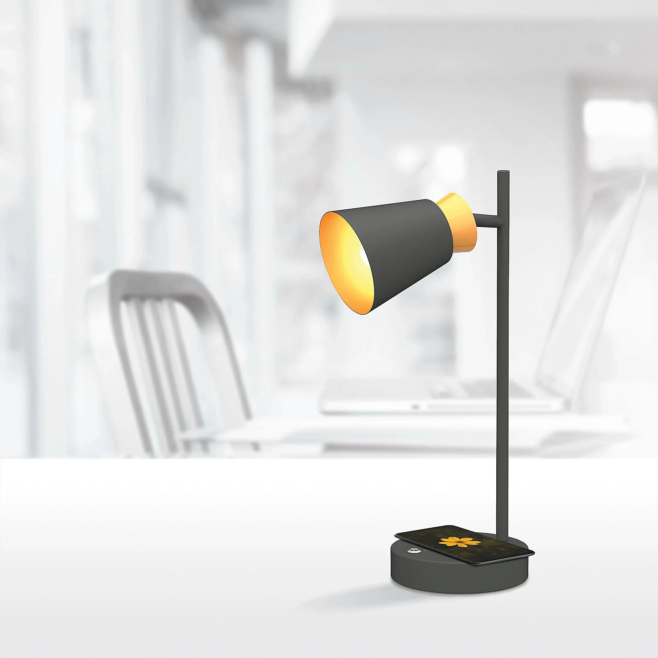 Realspace™ Vilara LED Desk Lamp with Wireless Charging Pad & USB Port