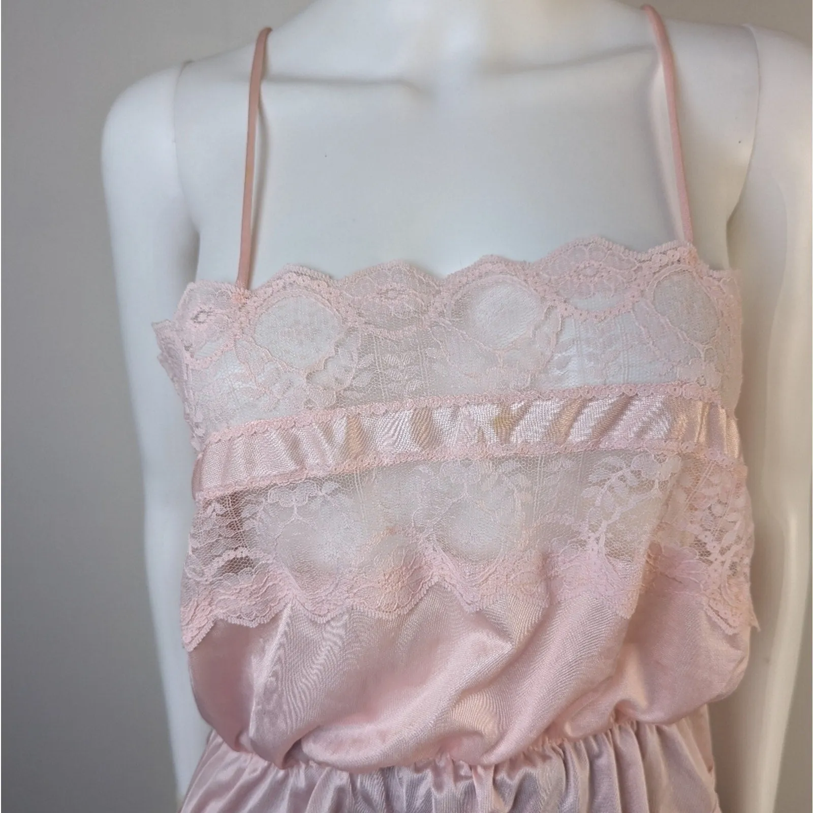 Vintage Glencraft Lingerie Lace Camisole - Medium